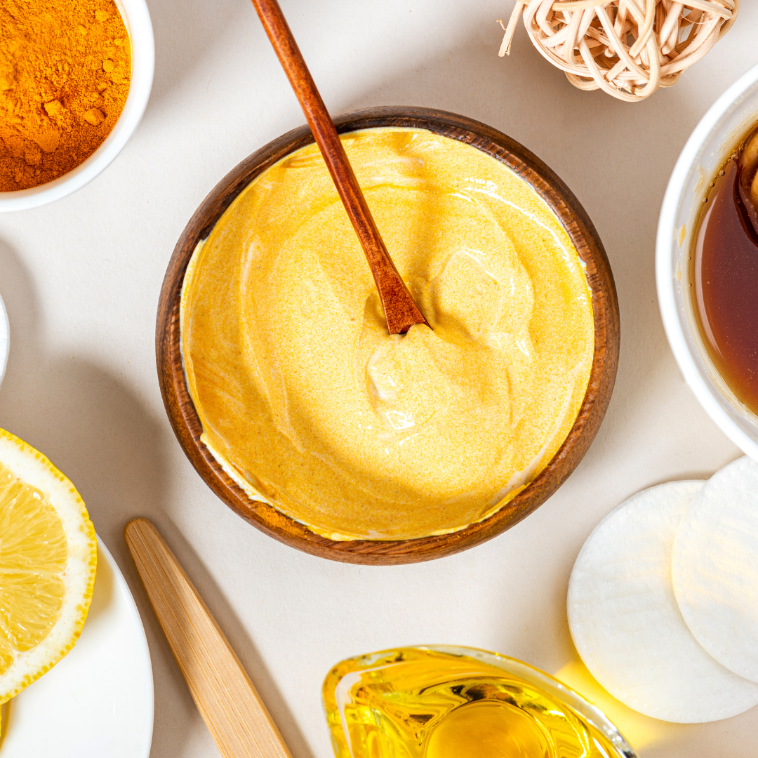 Spazzolatura, cupping a fuoco e maschera alla curcuma